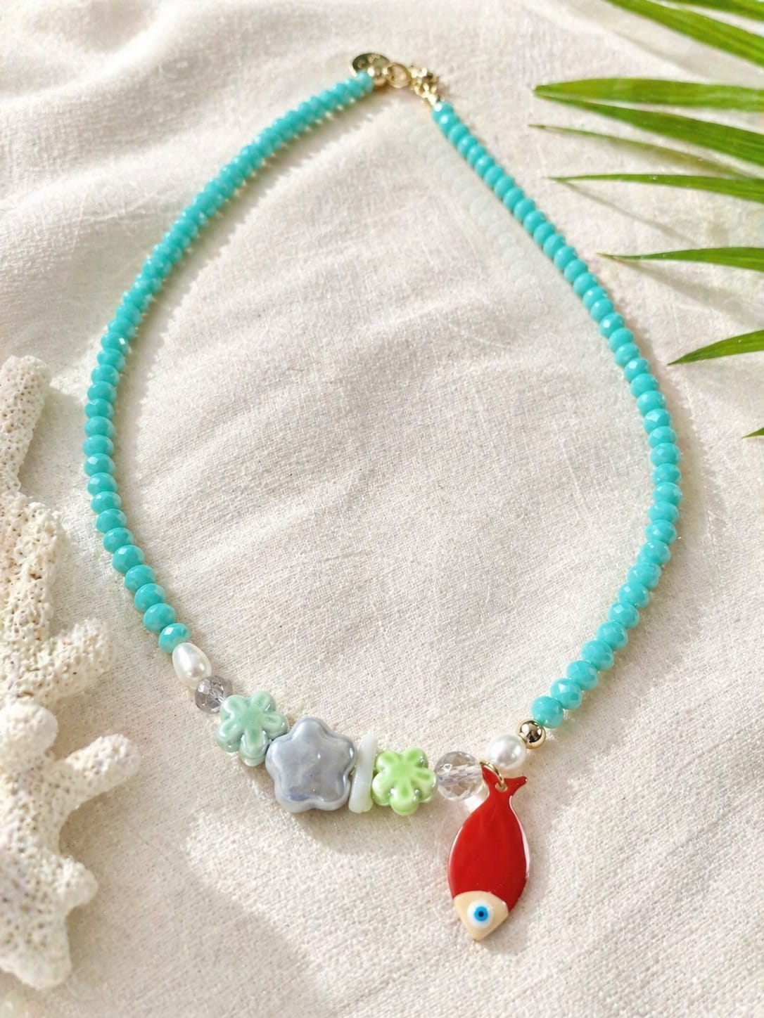 Collar Pececito — Cuentas de Vidrio