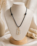 Collar Cristal de Mar — Alambre Dorado Ajustable